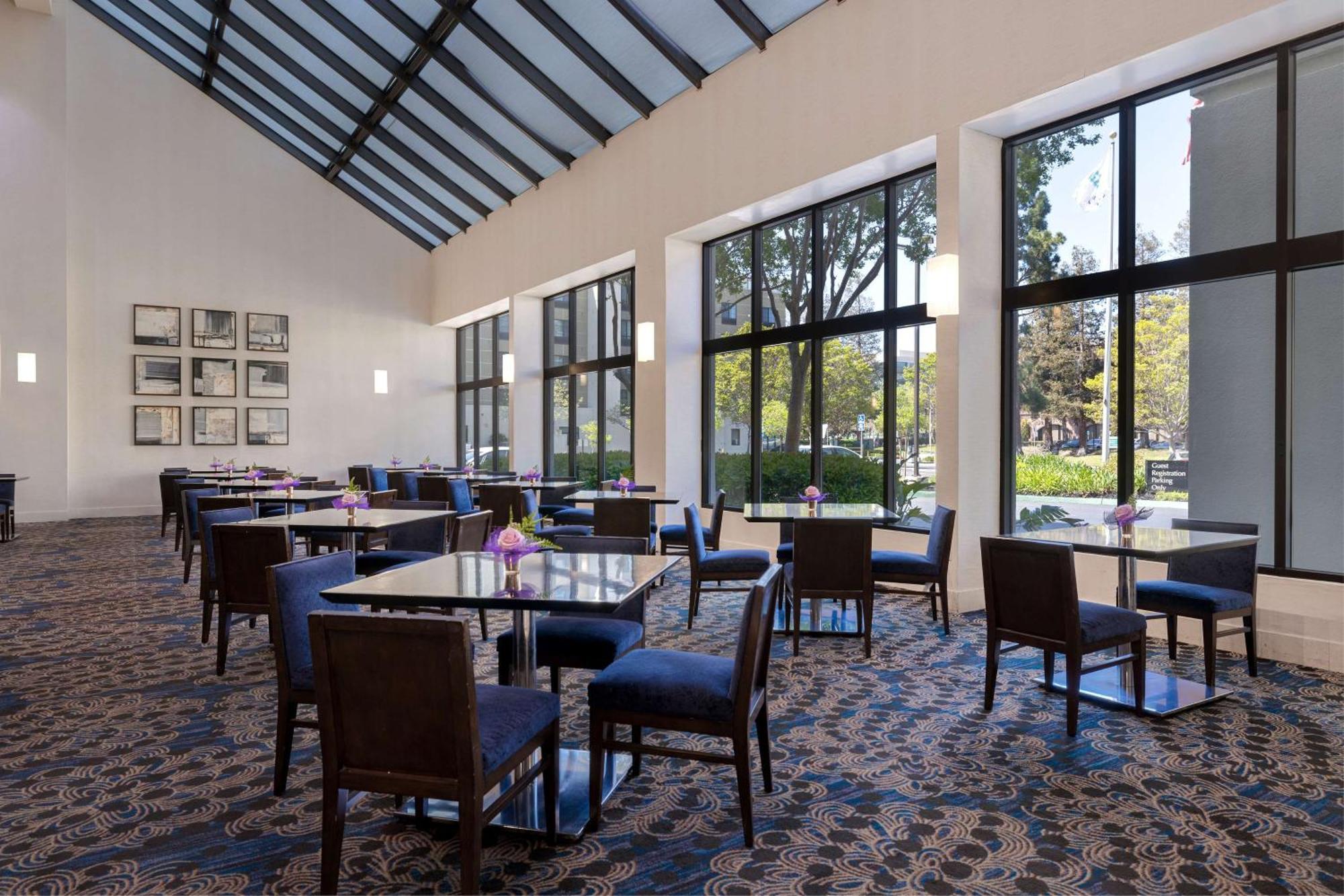 Embassy Suites By Hilton Santa Clara Silicon Valley Exteriör bild
